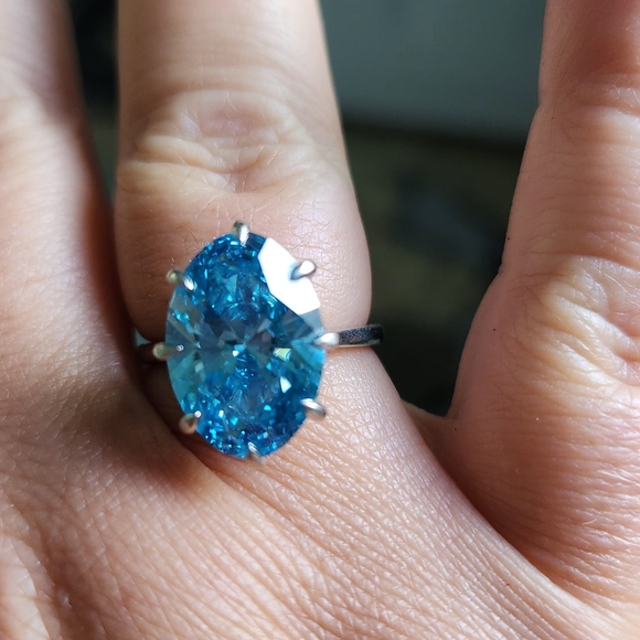 IGI FANCY VIVID BLUE DIAMOND 10KT GOLD RING! - Picture 4 of 6